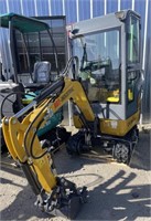 AGT Mini Excavator