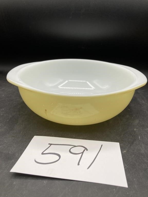 Vintage Pyrex Yellow 024 Casserole