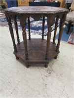 ANTIQUE CARVED ENGLISH OAK PARLOR TABLE 29"T X