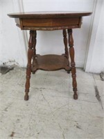ANTIQUE CARVED AMERICAN OAK PARLOR TABLE 29.5"T X