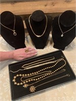 LOT OF NECKLACES & RING NICE