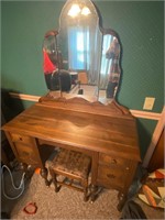 Beautiful Antique Dresser Vanity and Mirror