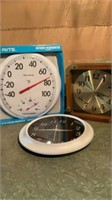 Lot of 2 Clocks with Thermastat
