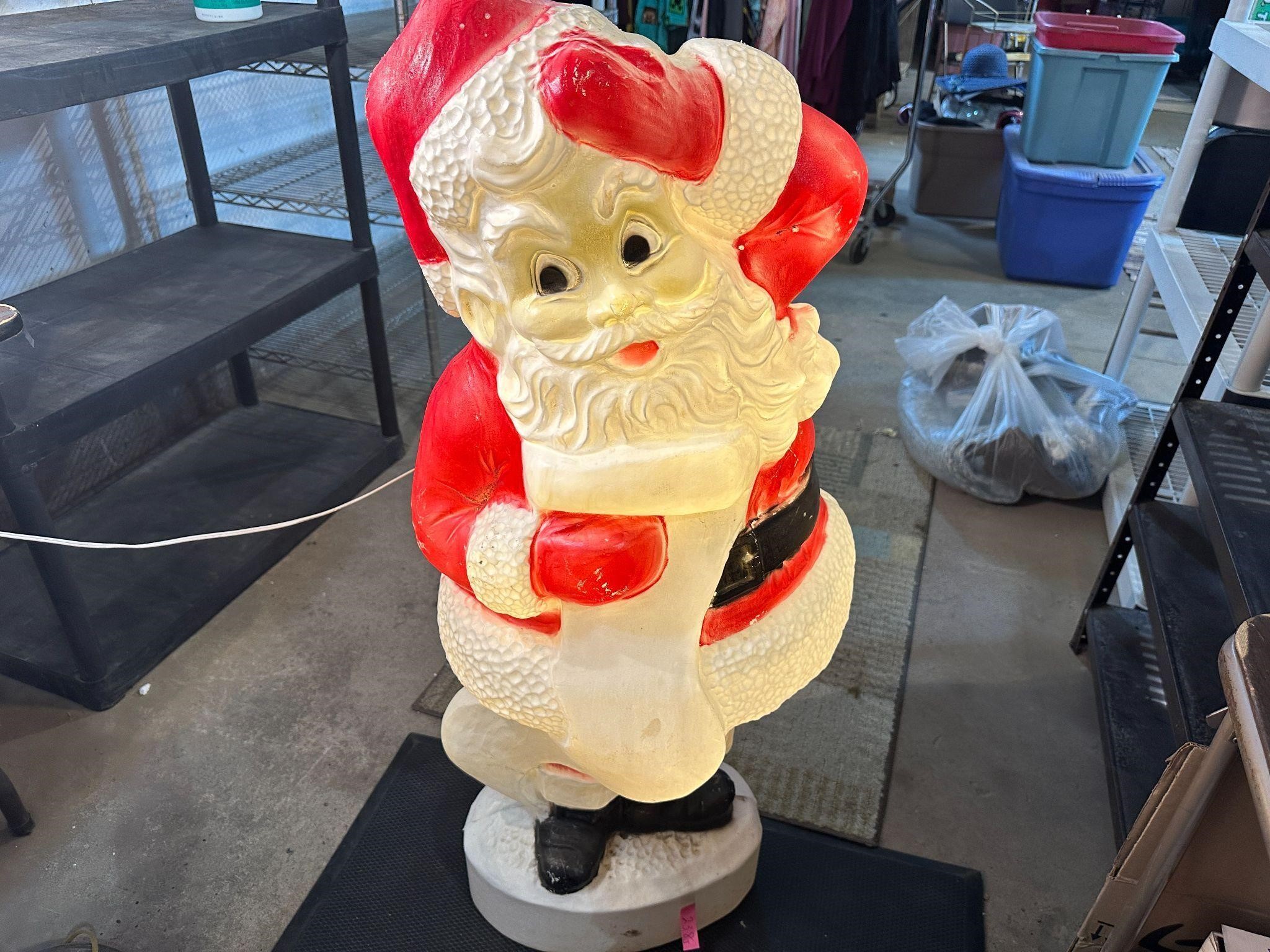 **SANTA CLAUSE BLOW MOLD WORKS