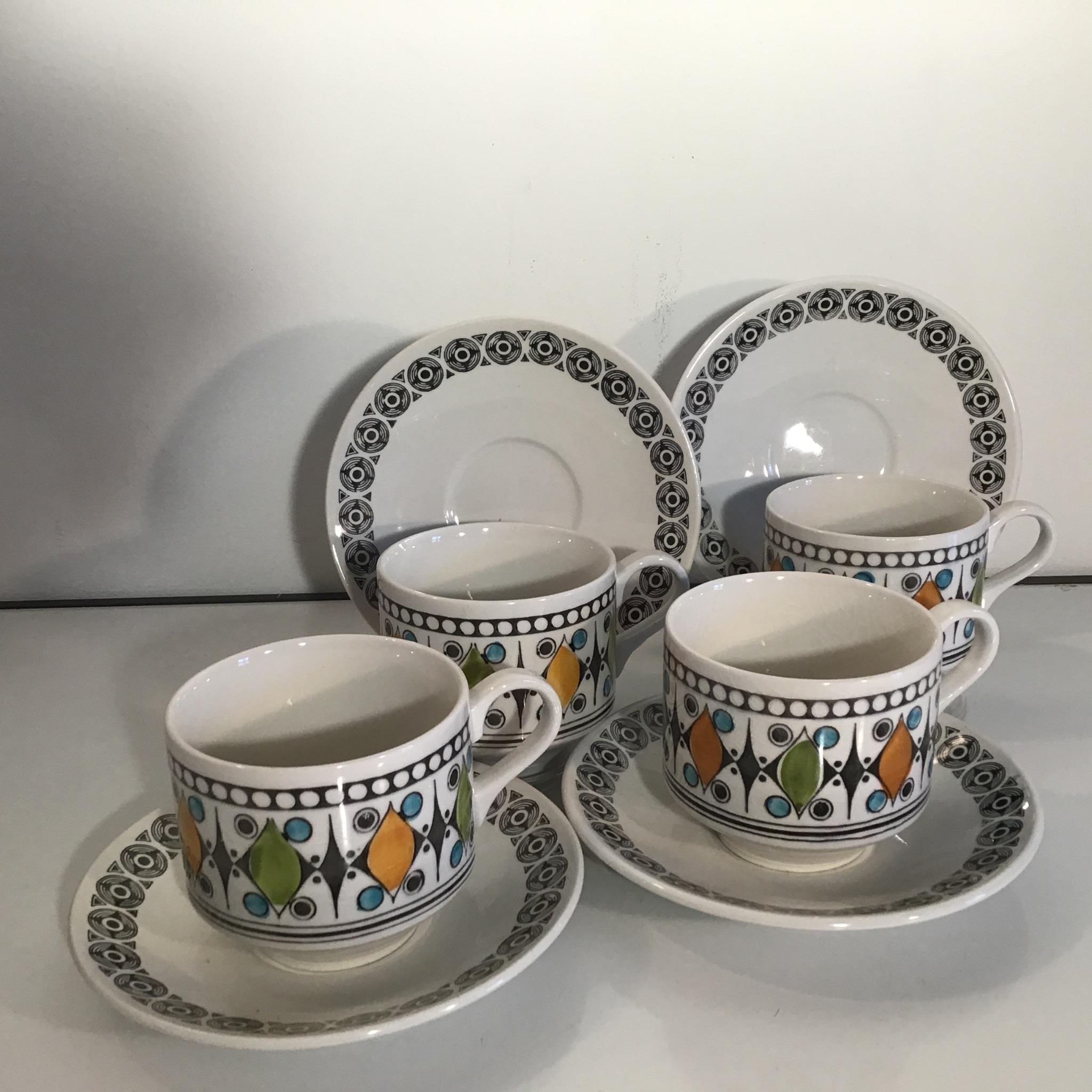 KATHIE WINKLE SET 4 TEACUPS ENGLAND