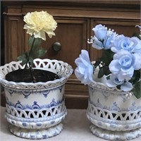 (2) PV Italy Porcelain Planters