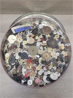10" Tin of Buttons & Misc