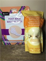 D4)  NEW pair of foot masks and bath bombs