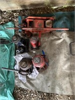 Small Floor Jack & 4 Hydraulic Bottle Jacks