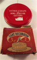 Vintage baking items