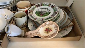 Decorative plates, spoon holder