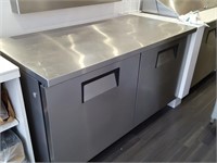 True u/c fridge 60 x 30"