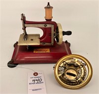 ANTIQUE MINI SEWING MACHINE