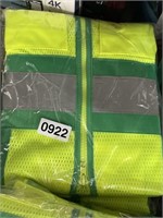 4 PK VEST M