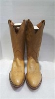 Size 13 B cowboy boots