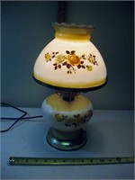 Vtg Hand Painted GWTW Style Lamp 14 1/2"
