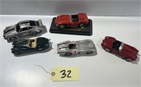 (5) MODEL CARS