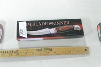 Slim Blade Skinner  Fixed Blade Hunting Knife