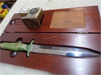 USMC knife "Vietnam Tribute Collection, lighter