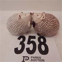 HEDGEHOG SALT AND PEPPER SET