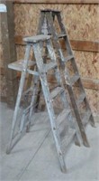 (2) Wooden Ladders Dimensions In Pictures.