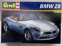 Revell BMW Z8 Model Kit