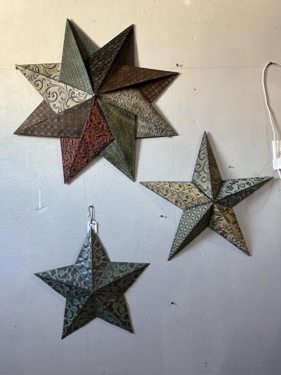 (3) Primitive Barn Stars