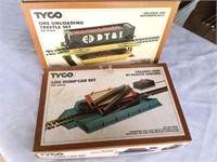 Tyco Log Dump Car Set