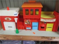 70's Fisher Price Play Family Village