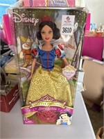 Snow White Glitter Princess Doll