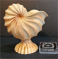 Vase coquillage Nautilus en céramique, vintage
