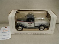 1937 Ford Budweiser L.E. Metal Bank