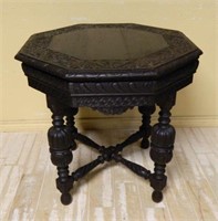 Well Carved Cup and Cover Oak Parlor Table.
