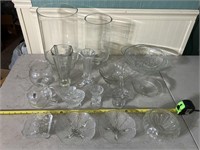 16 pcs glass vases and bowls etc