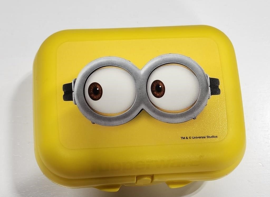 Tupperware MINIONS Packables Container