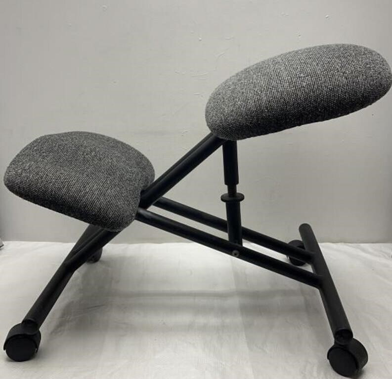 Ergonomic Kneeling Chair 22x21x17in
