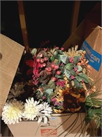 ARTIFICIAL FLOWERS LOT