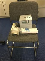 PYRAMID 4000 Time Clock and Office Chair