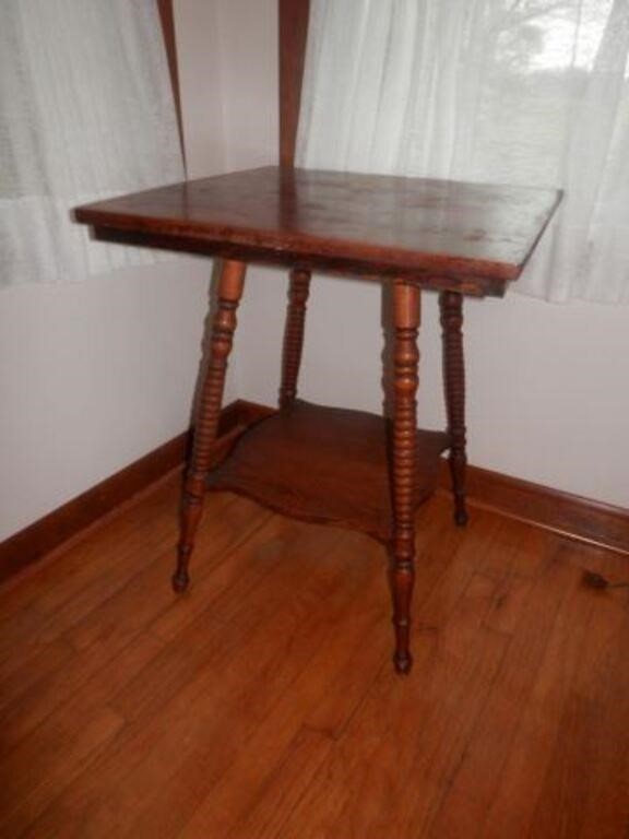 One-antique sq. top -turn leg side table