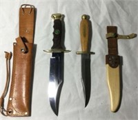 Wood Handle Knives w/Sheaths (2)