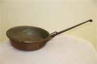 Lg. copper pan