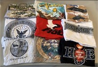 W - LOT OF 9 GRAPHIC TEES SIZE 2XL (Q50)