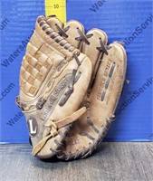 Louisville Slugger Ball Glove