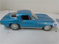 1:18 scale 65 Chev . Corvette