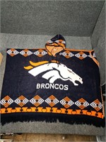 Vtg Mindalae's NFL Denver Broncos poncho, Large