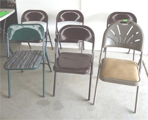 6 Folding chairs