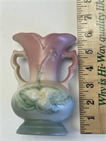 HULL POTTERY WILDFLOWER VASE W-1 5 1/2" TALL