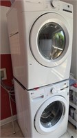 Washer dryer set