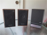 (3) REALISTIC and BOSE speakers