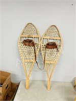 pair of 42" long wood snowshoes